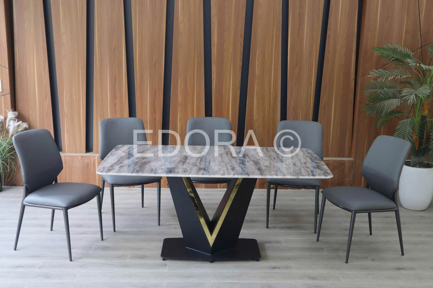 Bàn ăn chữ V viền vàng gương 6 ghế BK013