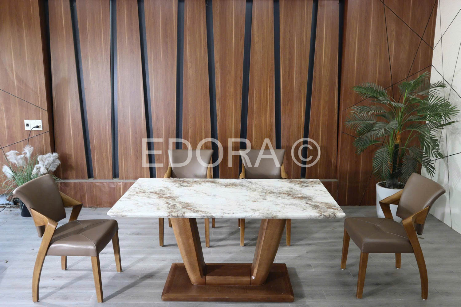 Bàn ăn gỗ sồi 4 ghế tay uốn 1m4 BS003