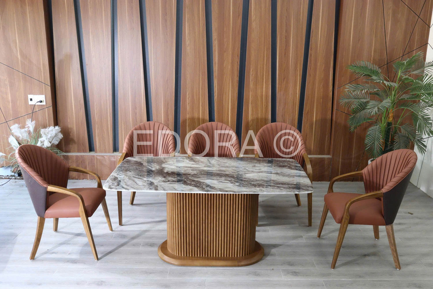 Bàn ăn chân gỗ trụ 6 ghế Nâu đỏ BS006