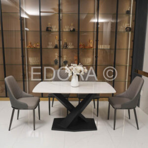 Bộ bàn ăn 4 ghế cho căn hộ 1m4 BA009