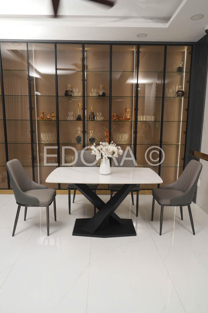 Bộ bàn ăn 4 ghế cho căn hộ 1m4 BA009