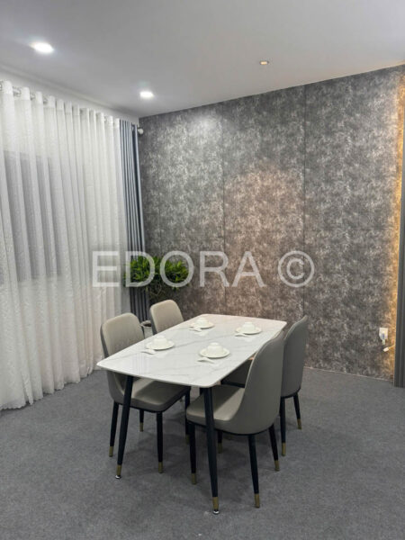 Bộ bàn ăn 4 ghế da 1m2