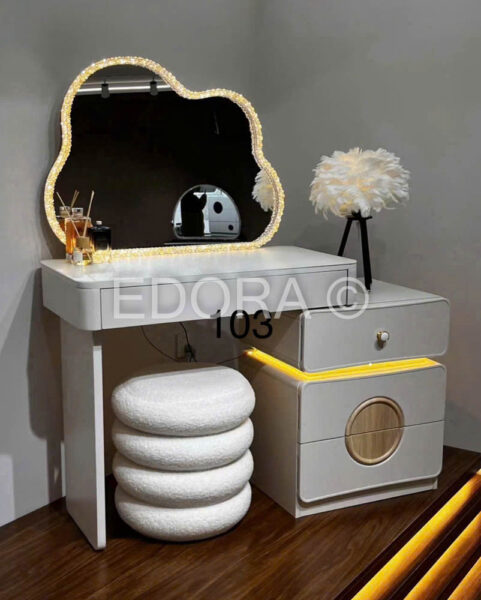 Bàn trang điểm gương đám mây TD103